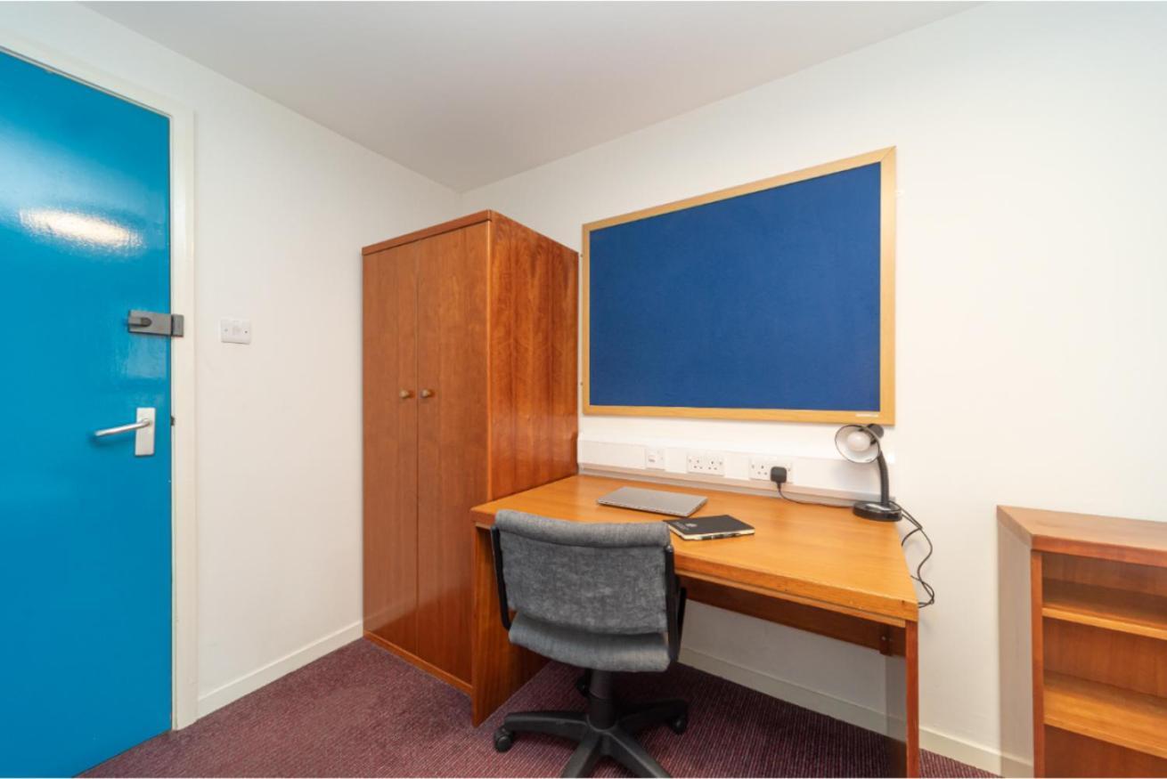 Apartament Joivy Affordable 3,4,5 And 12 Bed Private Flats Next To Royal Mile (Adults Only) Edynburg Zewnętrze zdjęcie