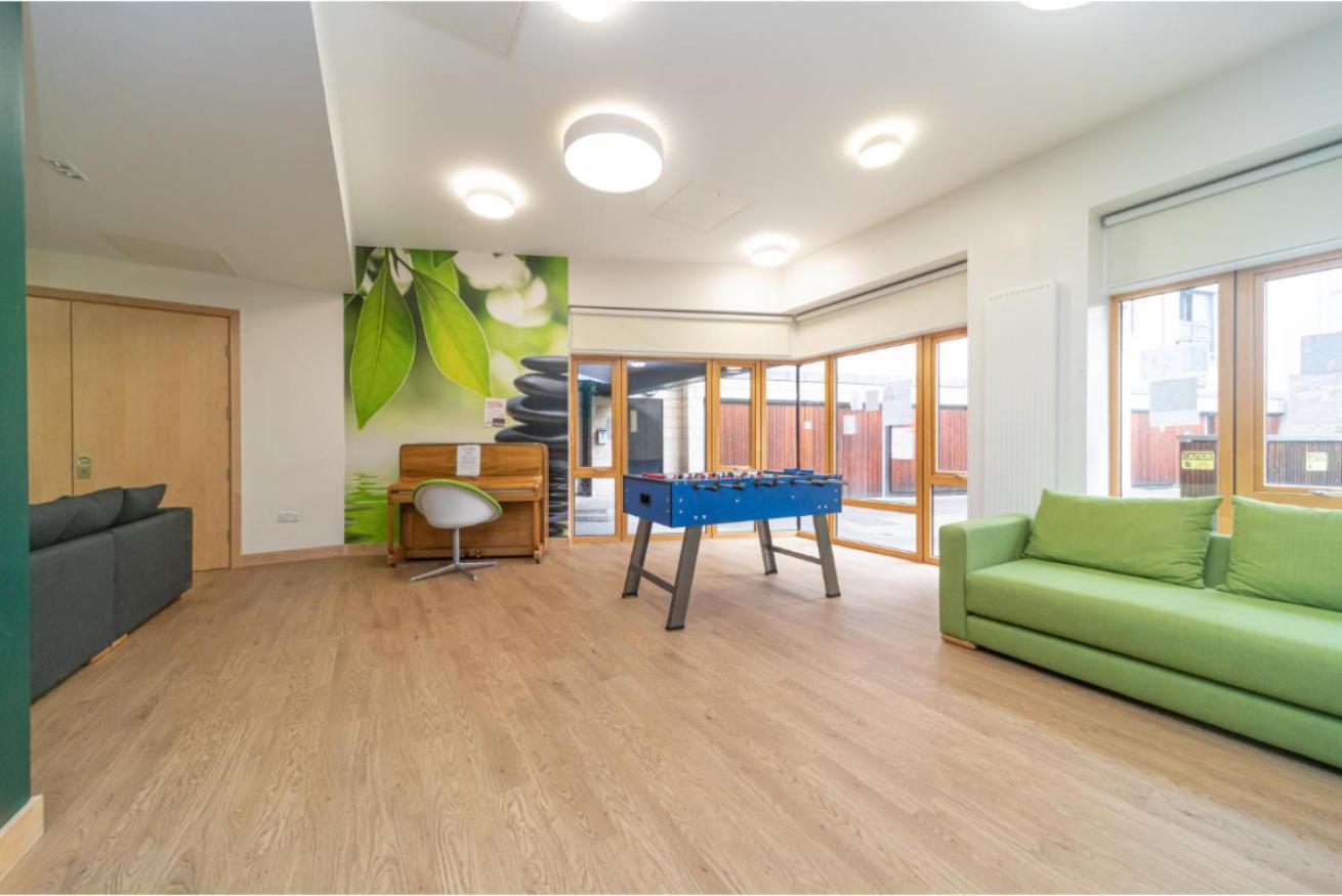 Apartament Joivy Affordable 3,4,5 And 12 Bed Private Flats Next To Royal Mile (Adults Only) Edynburg Zewnętrze zdjęcie