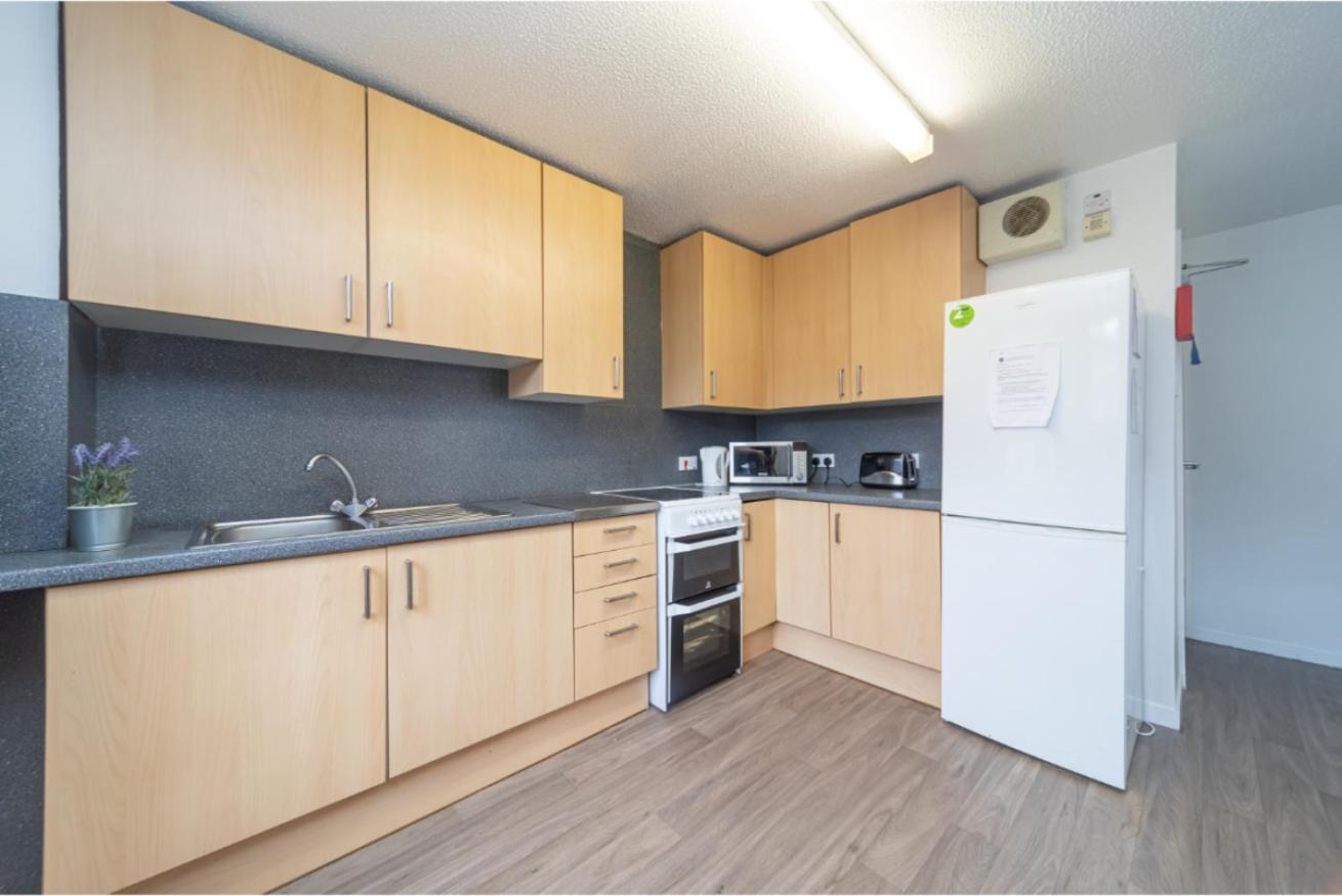 Apartament Joivy Affordable 3,4,5 And 12 Bed Private Flats Next To Royal Mile (Adults Only) Edynburg Zewnętrze zdjęcie